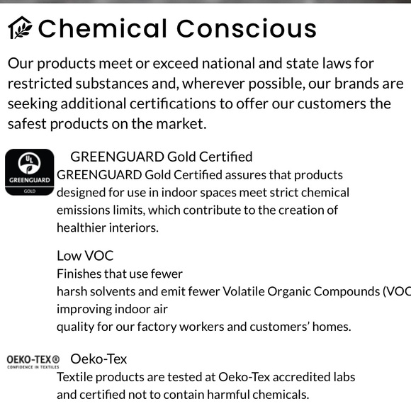 Pottery Barn Canada Day Red Maple Leaf Table Runner - Picture 7 of 7